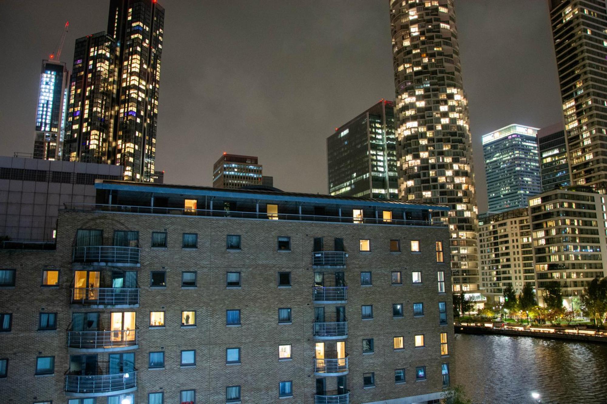 Meridian Stays Canary Wharf Close To Excel And O2 Лондон Екстериор снимка